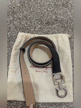 Salvatore Ferragamo Black Leather Belt with Silver Gancini Buckle